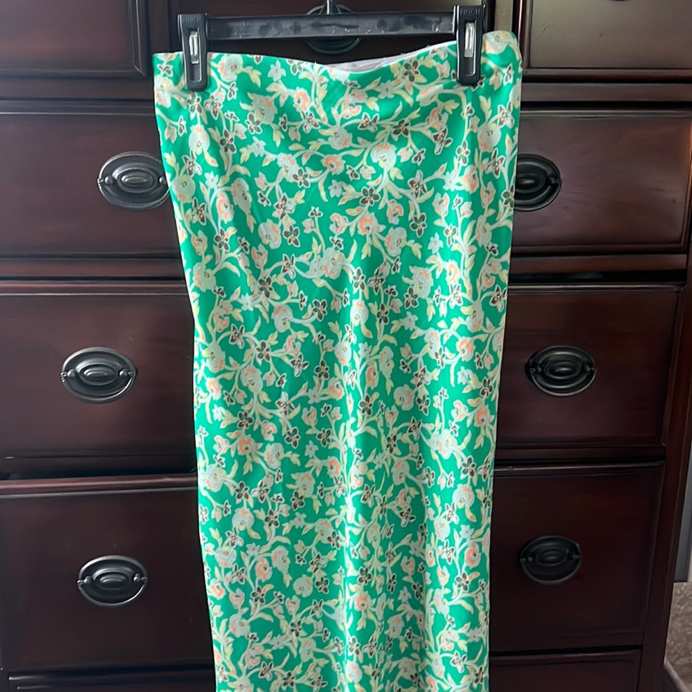 Loft skirt